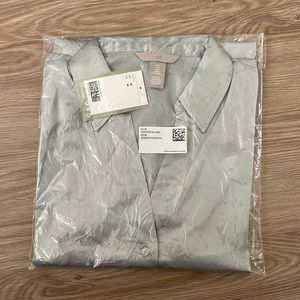 H&M Satin Vneck Button Down